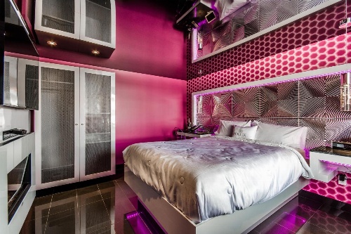 Olux Hotel-Motel-Suites image 1